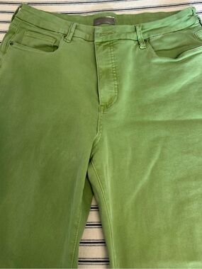 KUT from the Kloth Meg Wide Leg High Rise Jeans Kiwi Green Size 14